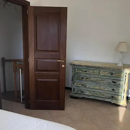 Il Pino 15 *